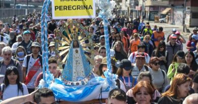 Miles de personas marcharon en la peregrinación a Luján