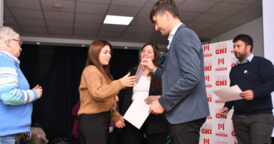 Morón entregó diplomas de los cursos de Impulso Digital en la UIO