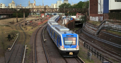 Un día de miércoles: un caos viajar en el Sarmiento