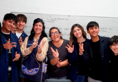 Estudiantes de Merlo impulsan un proyecto inclusivo para personas hipoacúsicas