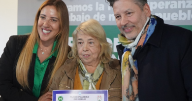 Más de 250 vecinos de Merlo finalizaron cursos gratuitos en nuevas tecnologías