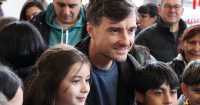 Morón: estudiantes de escuelas primarias partieron hacia Mar del Plata