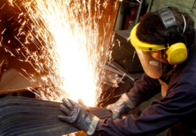 Crisis laboral: más de 18 mil empresas cerraron y se perdieron 250 mil empleos durante el gobierno de Milei