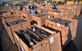 Coto a juicio oral por tenencia indebida de armas y material explosivo