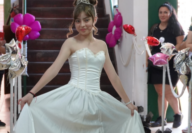 Alumnas de Artes y Oficios de Merlo exhibieron sus trabajos en maquillaje y peinado