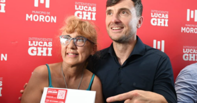 Nueva entrega de tarjetas de descuentos para jubilados y jubiladas de Morón