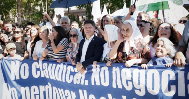 Kicillof participó de la marcha de las Madres de Plaza de Mayo en homenaje a Hebe de Bonafini