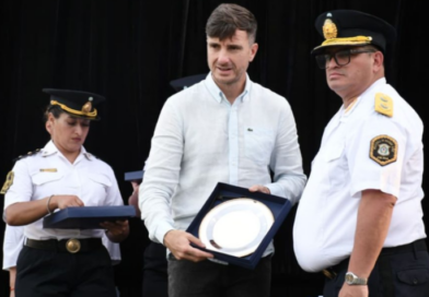 Lucas Ghi distinguió a miembros de las fuerzas que se desempeñan en Morón