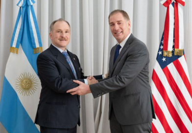 Santilli se reunió con el Embajador de Estados Unidos