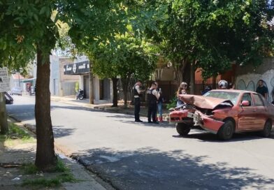 Raid cinematográfico en el oeste: robo, disparos, choque y dos detenidos