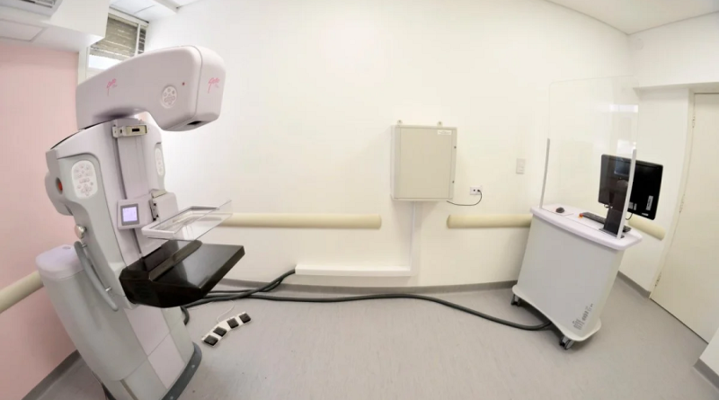 El Hospital Posadas inauguró una nueva sala de mamografía
