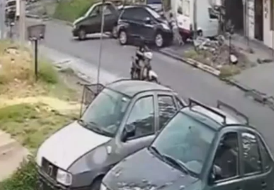 [Video] Isidro Casanova: perdió el control del auto, atropelló a dos personas y una murió