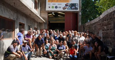 Fuerte respaldo vecinal en la bendición del Centro Productivo Papa Francisco de Ituzaingó