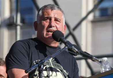 “Paco” Manrique: “Es un proyecto que provoca un retroceso y deja al trabajador indefenso”