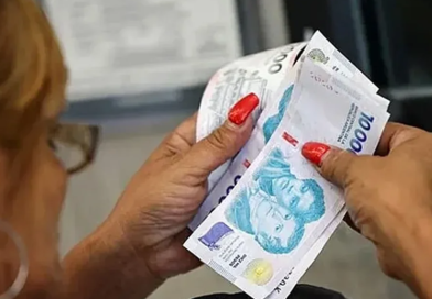 Abril llega con importnantes subas en transporte, luz y prepagas