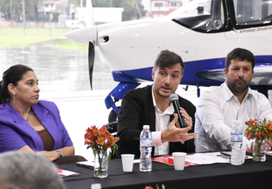 Morón lanzó la Mesa Aeronáutica para fortalecer el desarrollo del sector
