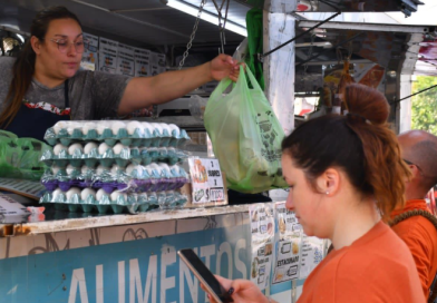 Continúan las Ferias y Mercados en los barrios de Morón