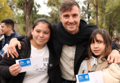 Morón lanzó la “Tarjeta Joven” para impulsar el consumo local