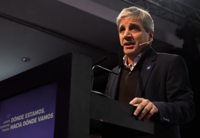 Caputo aseguró que la inflación de mayo será más baja y defendió el rumbo económico del gobierno