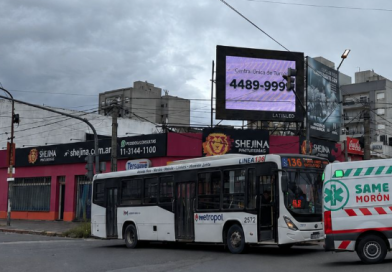 Tragedia en Morón: murió una mujer tras descompensarse mientras viajaba en un colectivo