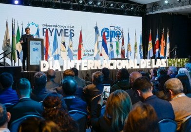 Kicillof: “La política económica del Gobierno nacional es incompatible con la industria”