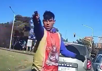 [Video] Terror en La Matanza: delincuente le apuntó para robarle y de milagro pudo escapar