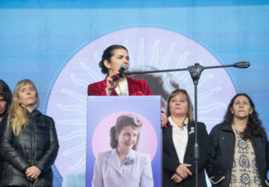 Moreno: Mariel Fernández encabezó un homenaje a Eva Perón y llamó a la unidad del peronismo