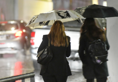 El SMN emitió alertas por tormentas y fuertes vientos para el AMBA y otras 10 provincias