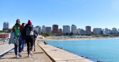 Fin de semana largo: más viajeros y menos gasto