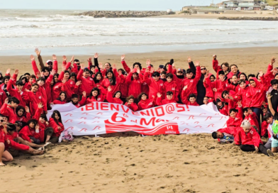 Sexto al Mar: casi un centenar de estudiantes de Morón iniciaron el viaje de estudios