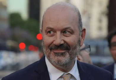 Sturzenegger sobre la mora familiar: «Gente grande que sabe lo que hizo»