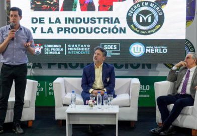 Gustavo Menéndez encabezó el cierre de la 8ª Expo “Hecho en Merlo”: “No bajar los brazos”