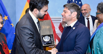 Kicillof cerró su visita a Estados Unidos con una charla en la Universidad de Columbia