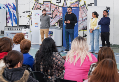 Moreno: se entregó equipamiento para 27 nuevos comedores escolares