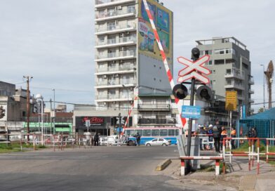 Trenes Argentinos: impulsan un sistema de monitoreo y registrador de eventos para pasos a nivel en la línea Sarmiento