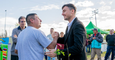 Morón inauguró una nueva plaza en el Corredor Stevenson