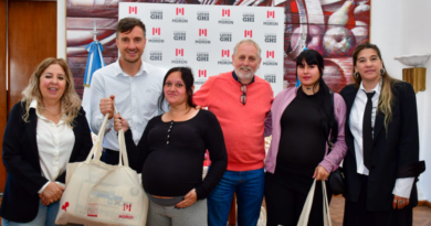 Morón entregó 50 kits a personas gestantes a través del Programa 1000 Días