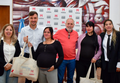 Morón entregó 50 kits a personas gestantes a través del Programa 1000 Días