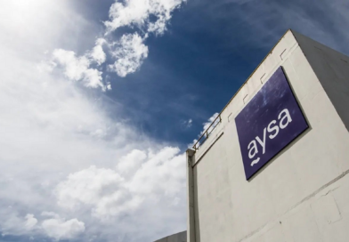 Presentaron una oferta por el 90% de las acciones de AySA