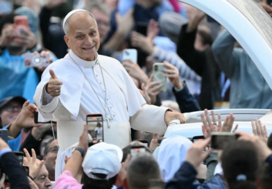 La UBA distinguió al Papa León XIV